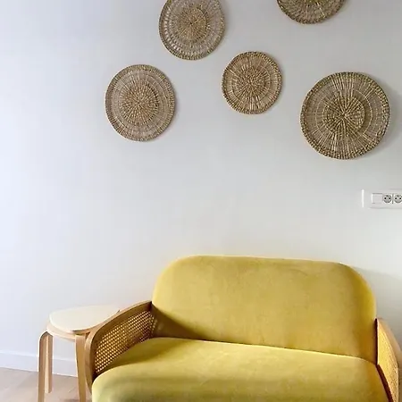 Lejlighed With Private Terrace - Paris Suburb