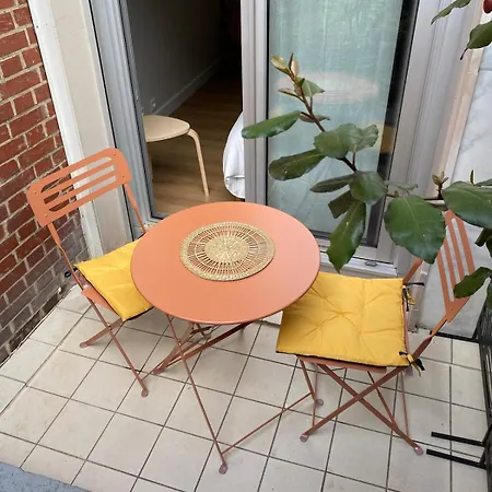 With Private Terrace - Paris Suburb Lejlighed