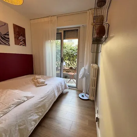 公寓 With Private Terrace - Paris Suburb *